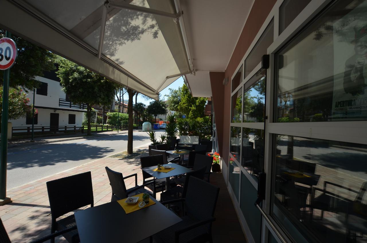 Hotel Tivoli Lignano Sabbiadoro Dış mekan fotoğraf